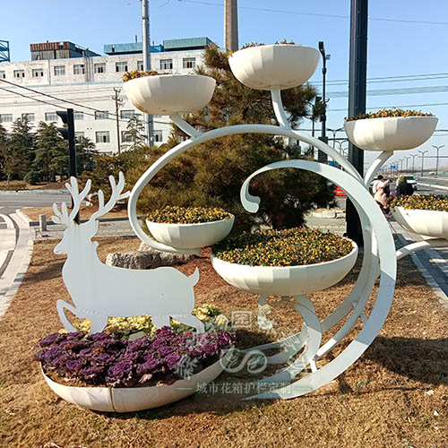 『馴鹿』室外藝術(shù)立體花架 