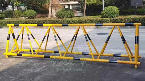 可移動(dòng)防沖撞拒馬護(hù)欄