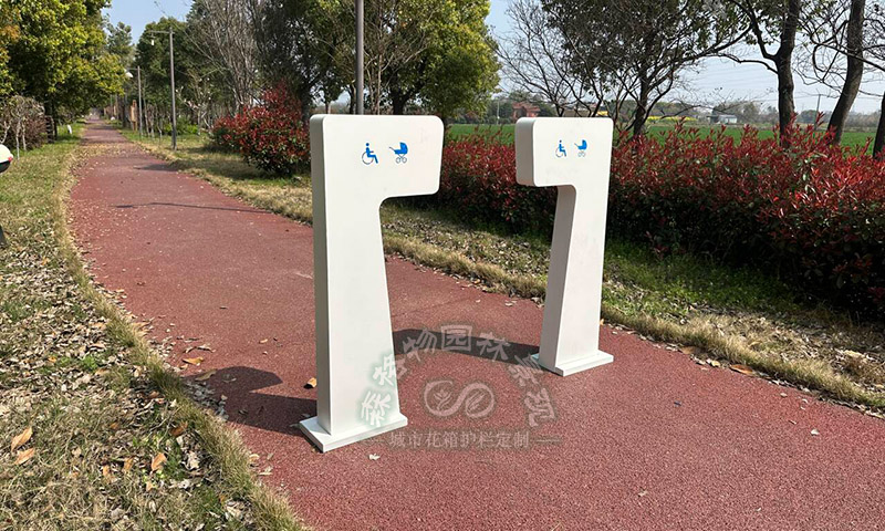浙江寧波7字型無(wú)障礙通道門案例