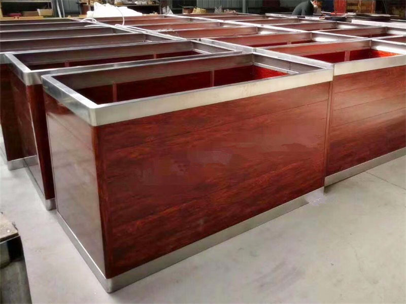 什么是不銹鋼防腐木花箱