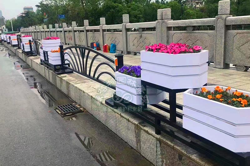 城市道路花箱有哪些類型？