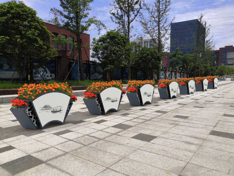 中國風(fēng)城市道路花箱來襲！