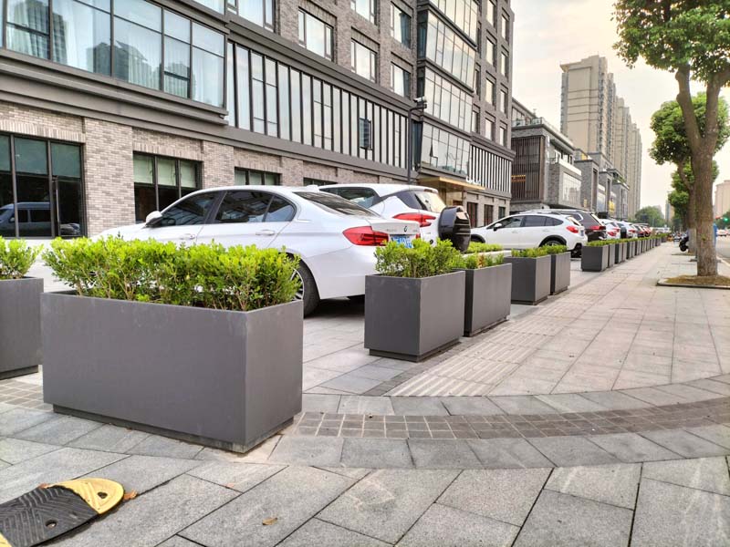 不同形狀不銹鋼花箱常見的尺寸大小有哪些