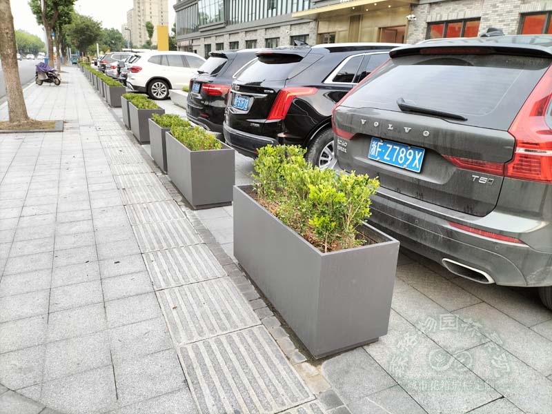 花箱用什么材質(zhì)的好