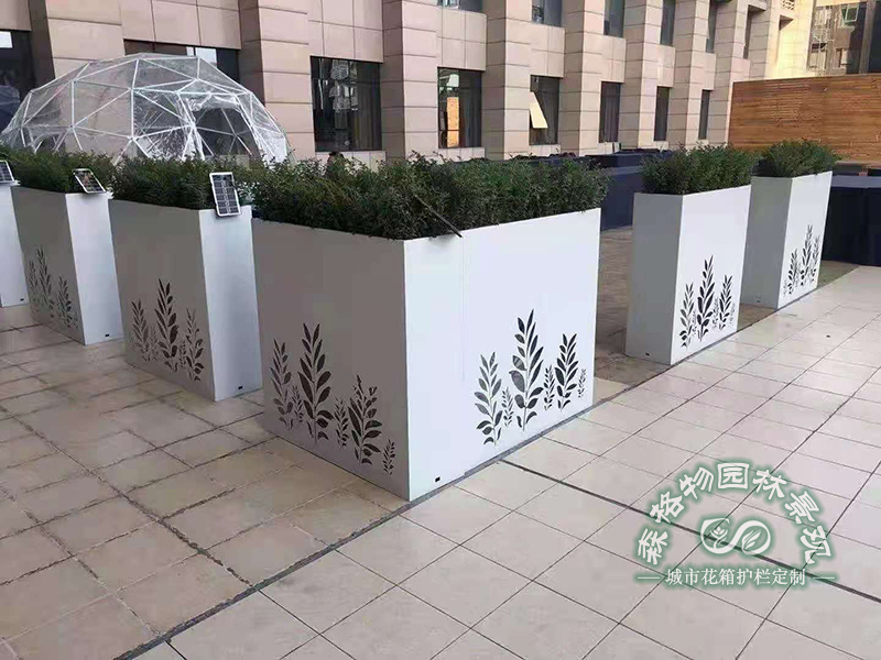 什么是太陽能智慧燈光花箱