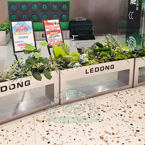 安徽室內(nèi)不銹鋼花箱隔斷