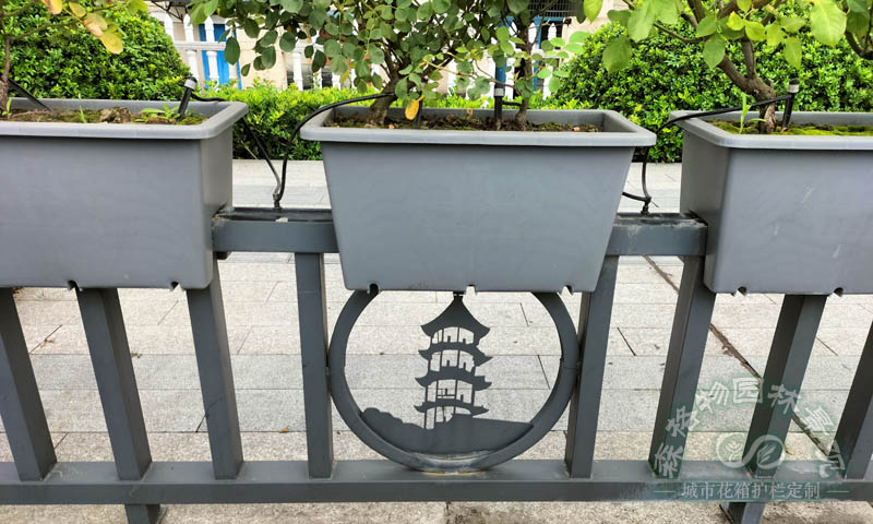 自動化智慧滴灌花箱