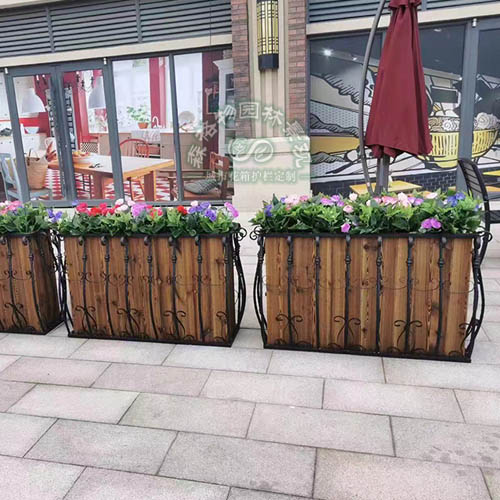 鐵藝防腐木花箱