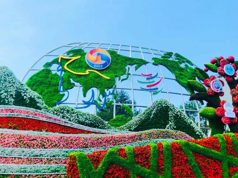 園林景觀中常見的綠雕造景準(zhǔn)則