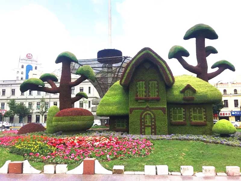 仿真人造綠色雕塑為何如此火爆？的優(yōu)點(diǎn)是什么？