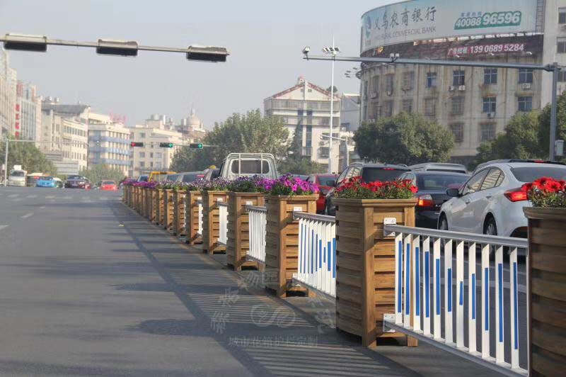 戶外花箱護(hù)欄是什么？