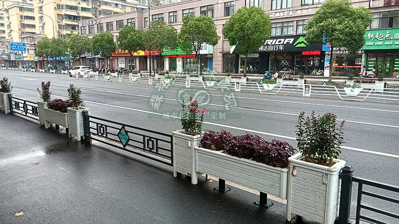 嘉興鋁合金花箱廠家給您介紹下鋁合花箱的優(yōu)點