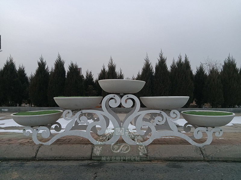 立體綠化花箱應(yīng)該怎么設(shè)計(jì)