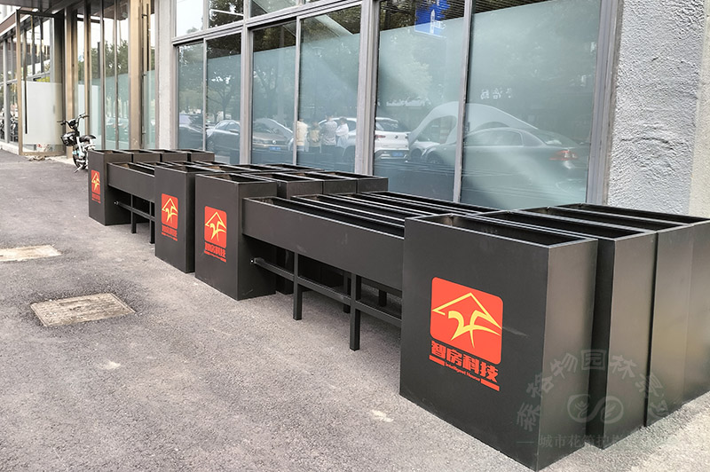 什么是鍍鋅花箱護欄