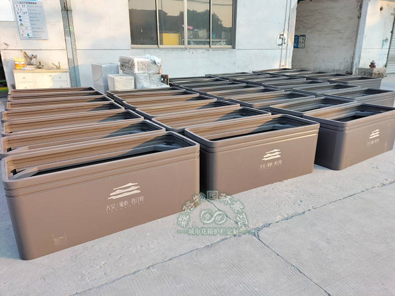 2024年中國道路花箱行業(yè)市場需求分析報告